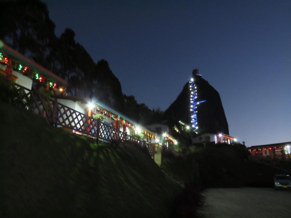 Hotel Zocalo Campestre Guatapé Exteriör bild